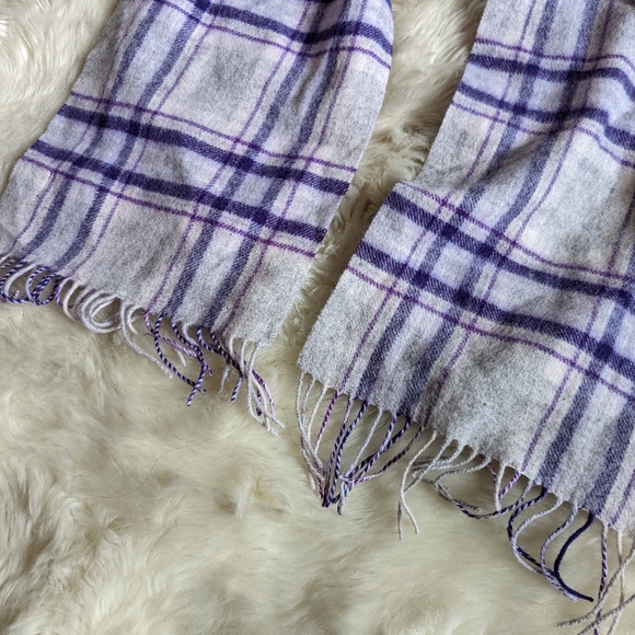 Final Price EUC Ballantrae Edinburg 100% Lambswool Plaid Scarf in Purple - Picture 5 of 7